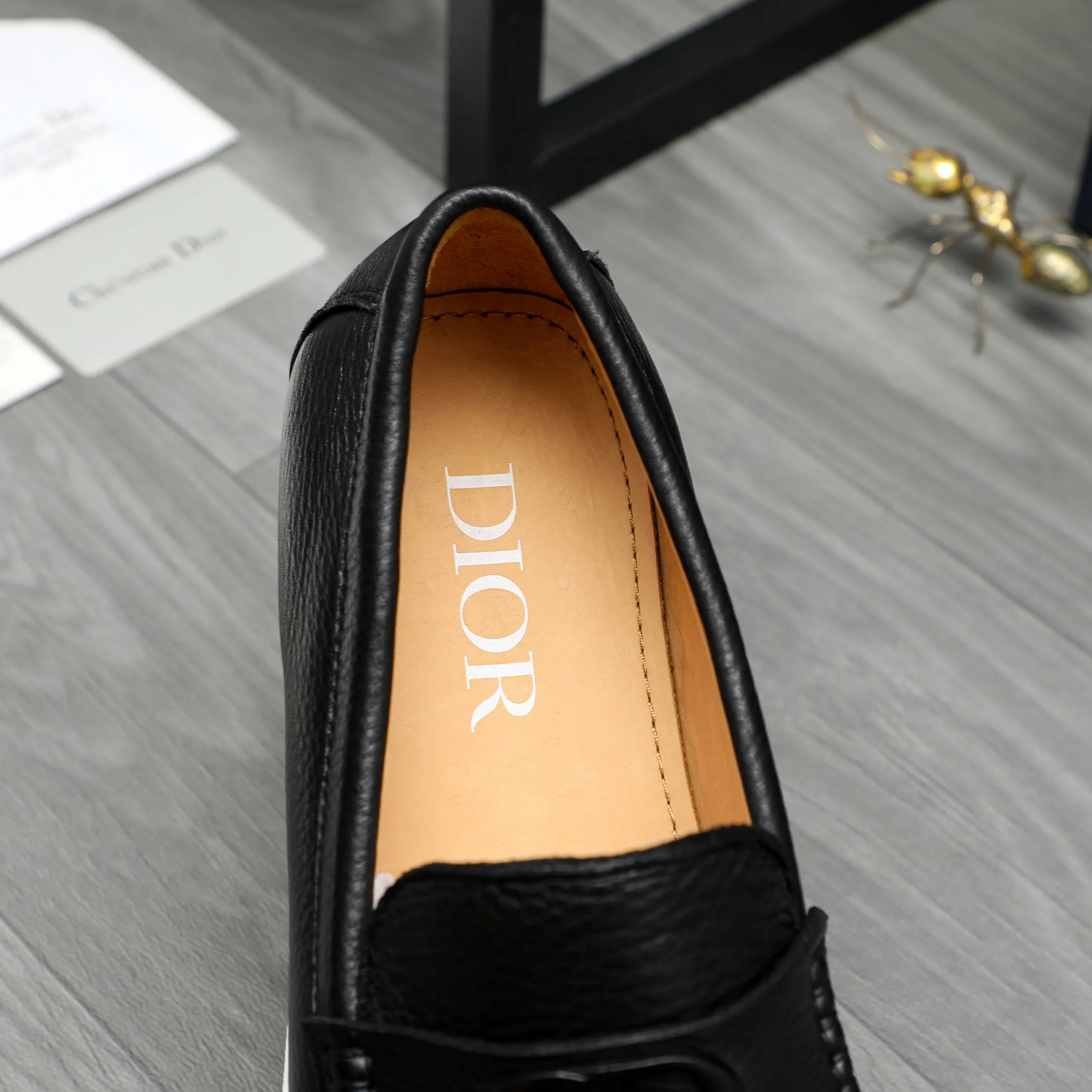 Men's shoes 💰460 Product trademark: Dior "Dior" casual slip-on leather shoes Regular size: 39-44 Product material: Selected pebbled cowhide upper, cowhide lining, rubber outsole